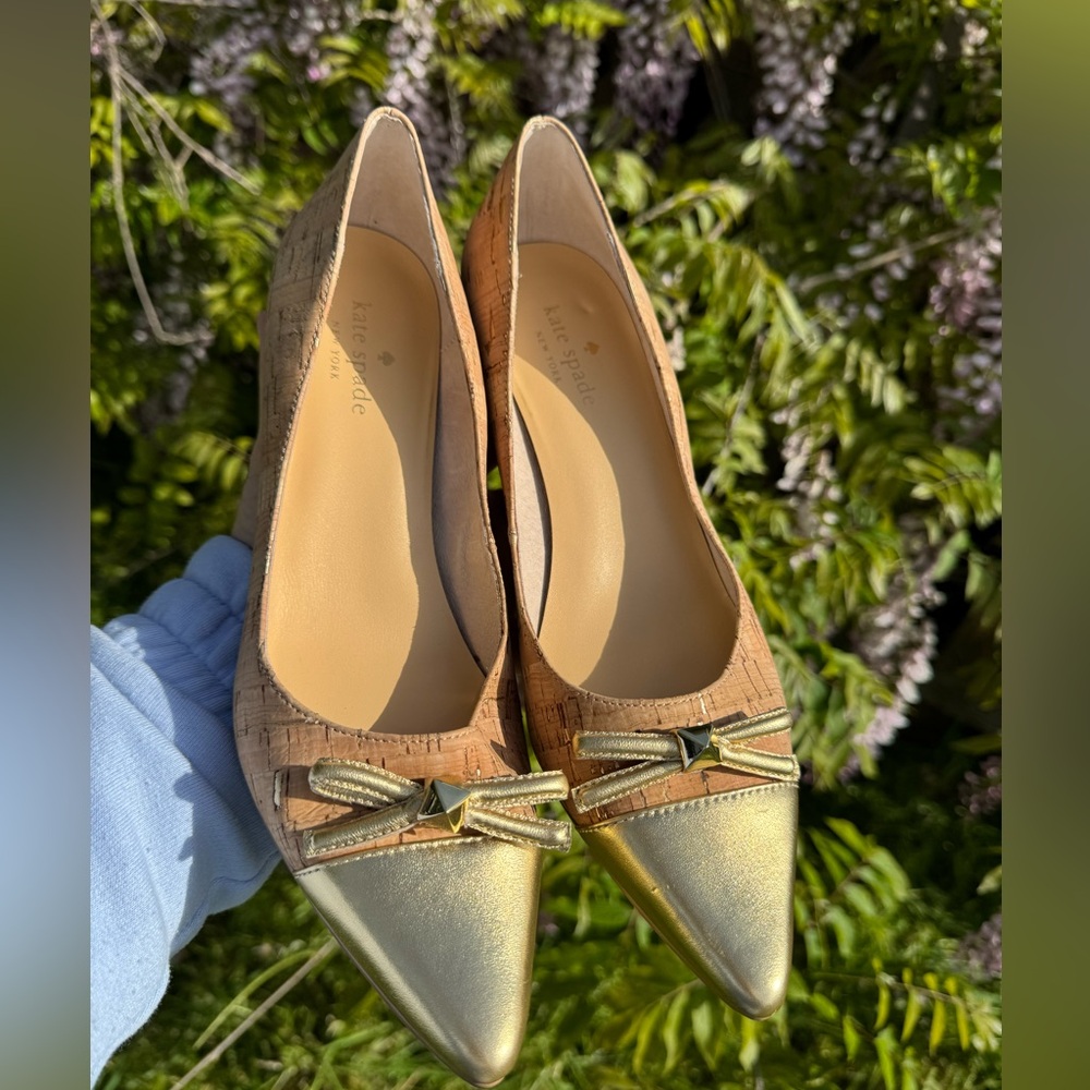 Kate Spade Gold and Tan Women's Cork kitten heels. EUC